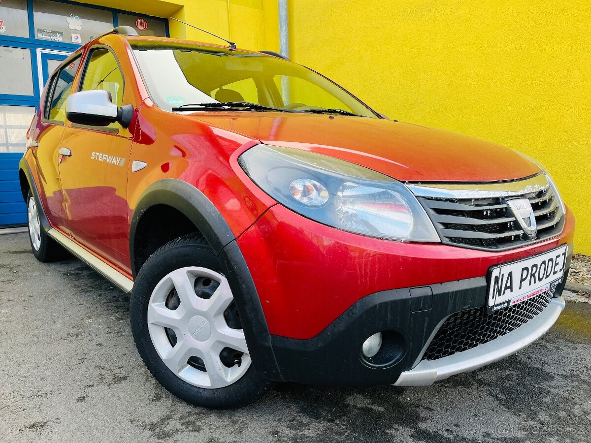 Dacia Sandero 1.6 i  STEPWAY BENZÍN MALO NAJETO