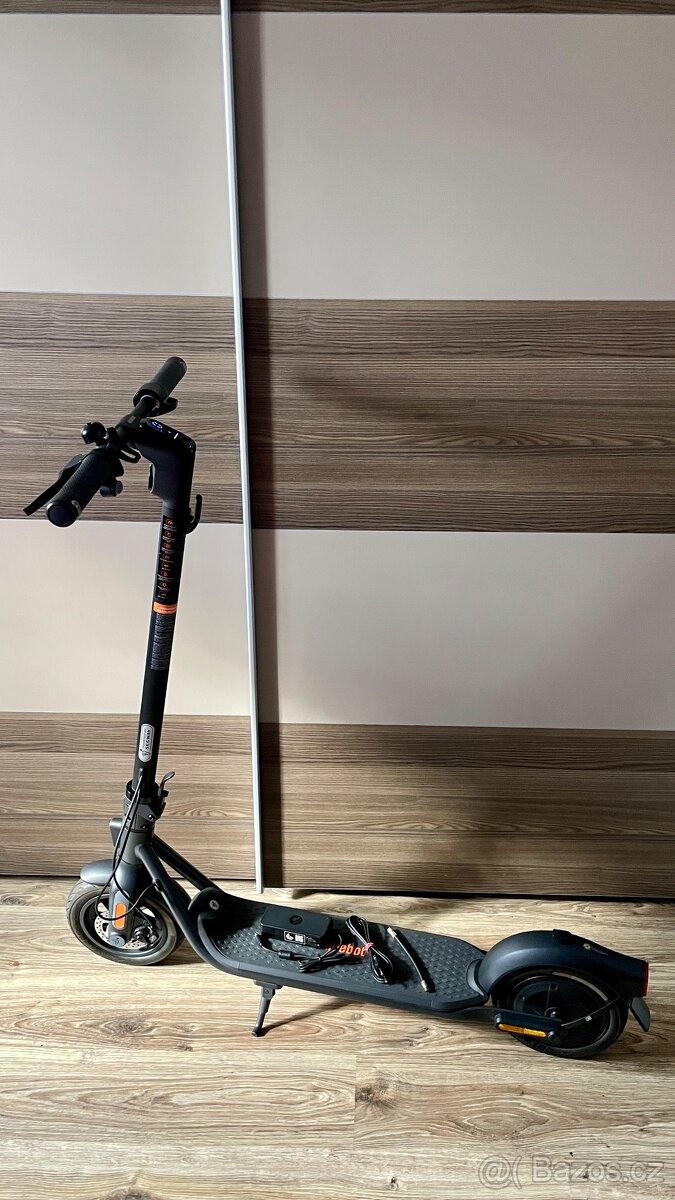 Koloběžka Ninebot by Segway F2E