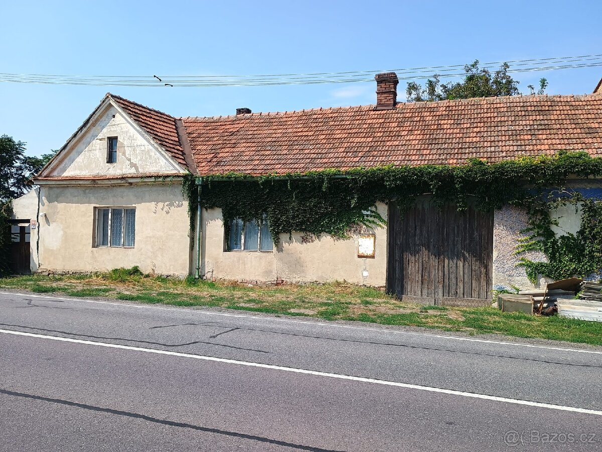 Prodej domu 3+1 Miroslav 463m2