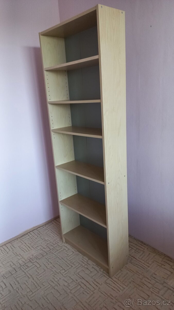 Knihovna z Ikea