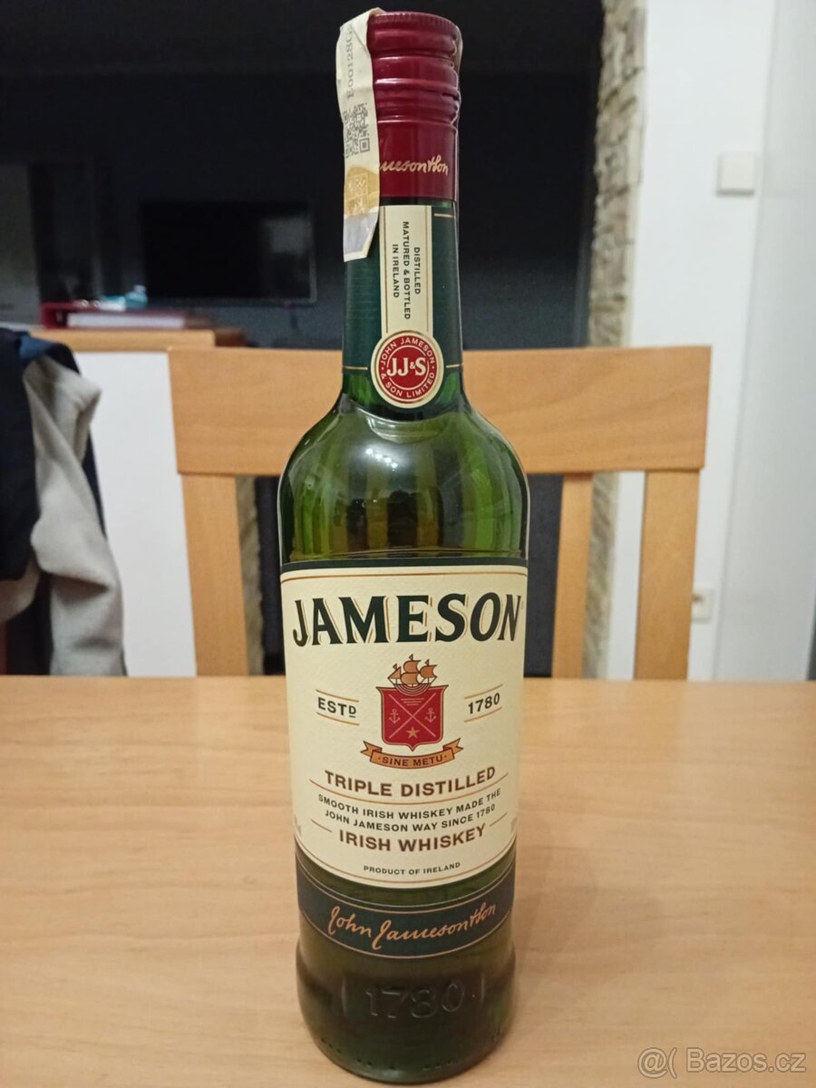 Různý alkohol