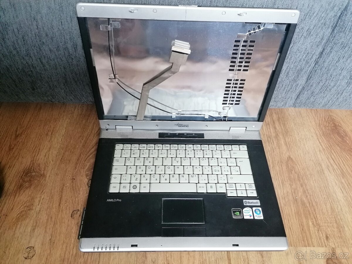 Fujitsu Siemens Y45 AMILO Pro