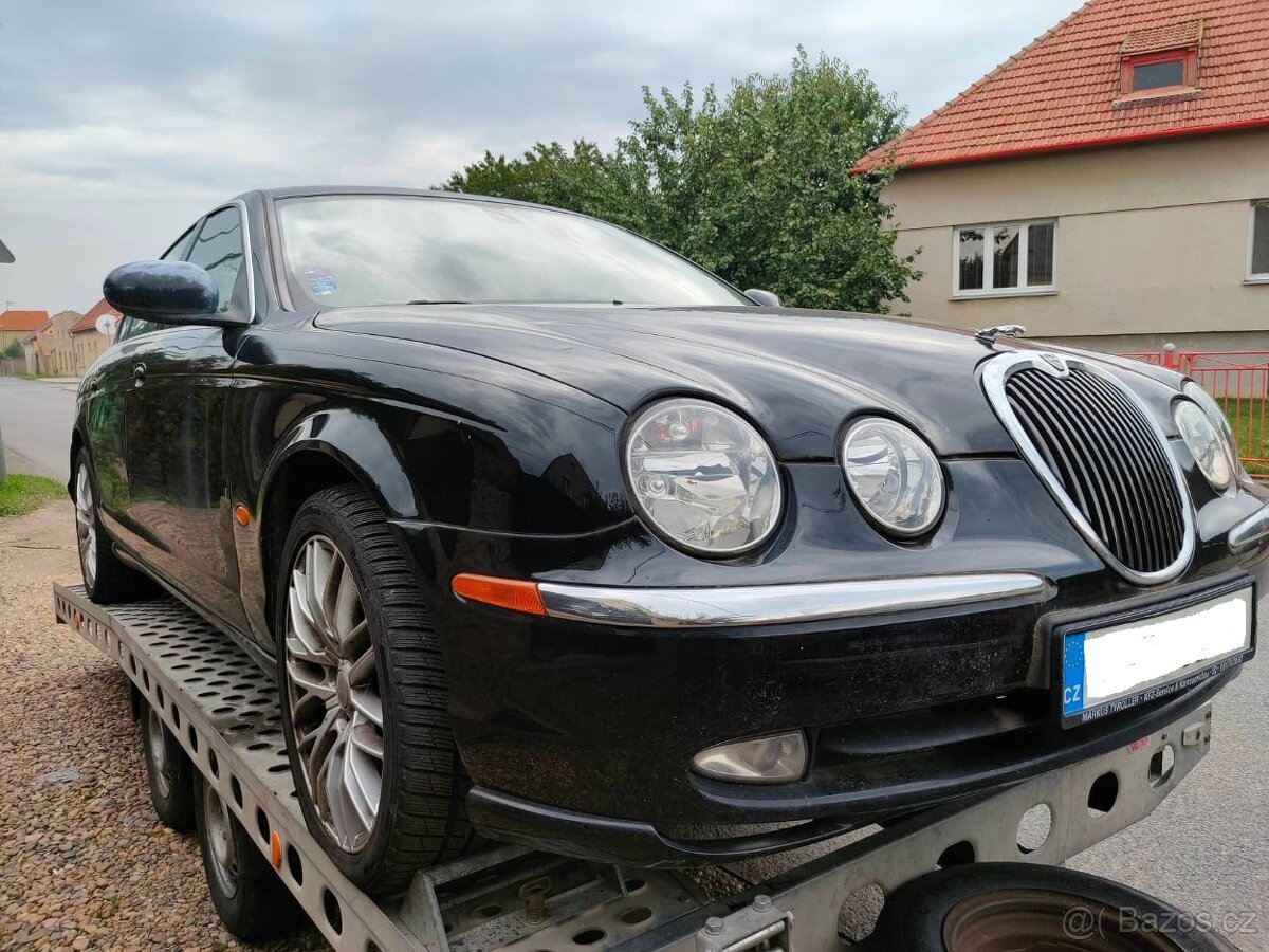Jaguar S type přední karosařina a zadní světla facelift
