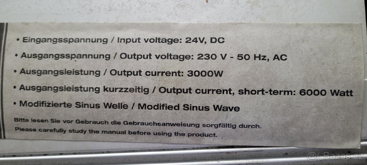 Měnič napětí 24 V na 220V