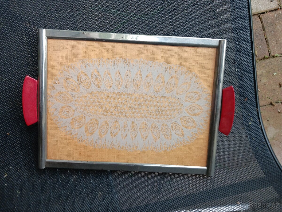 Starožitný podnos
