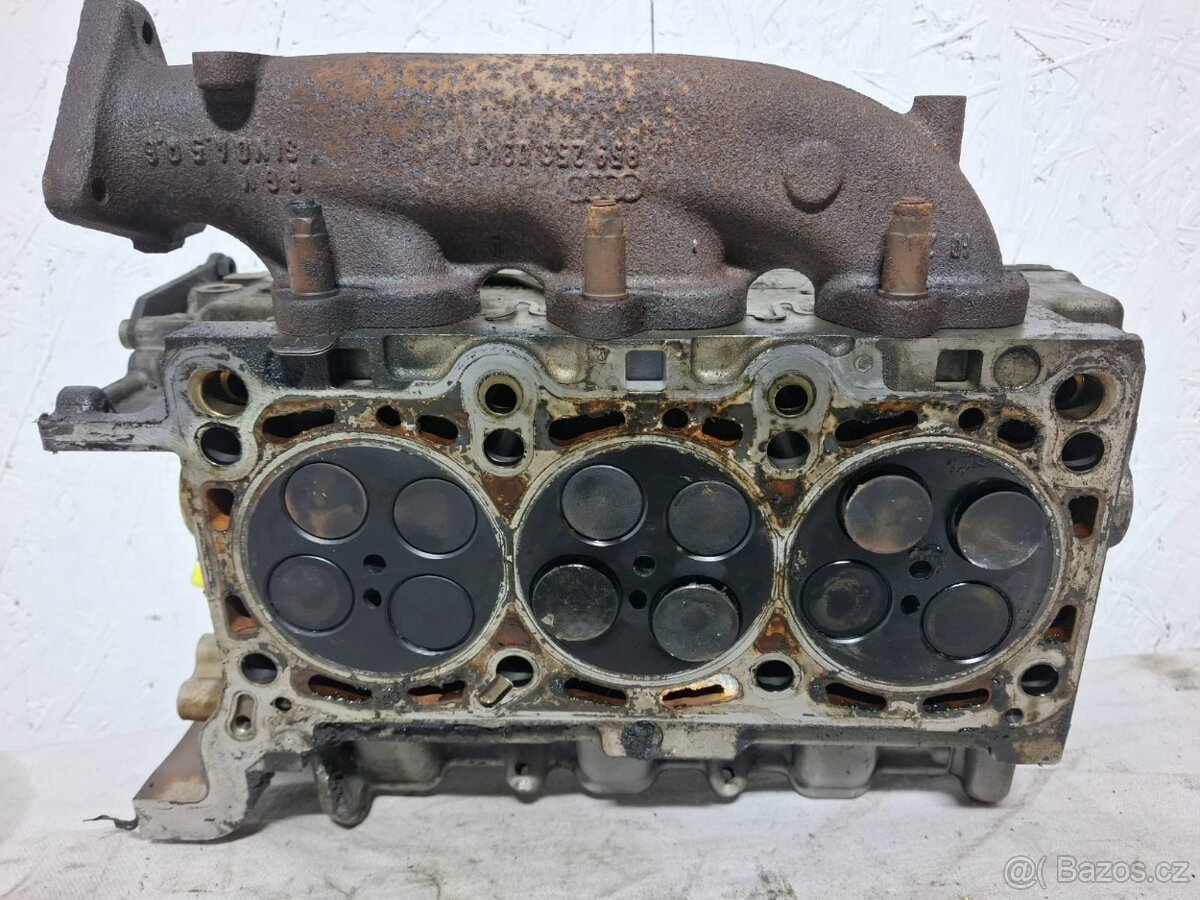 Hlava válců 3.0 TDI AUDI A4 B7 A5 A6 A8Q5 VW TOUAR