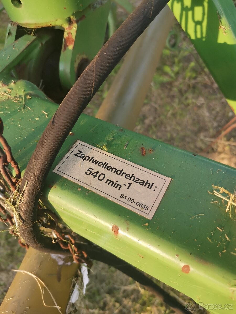 Obraceč sena Stoll Z555 hydro