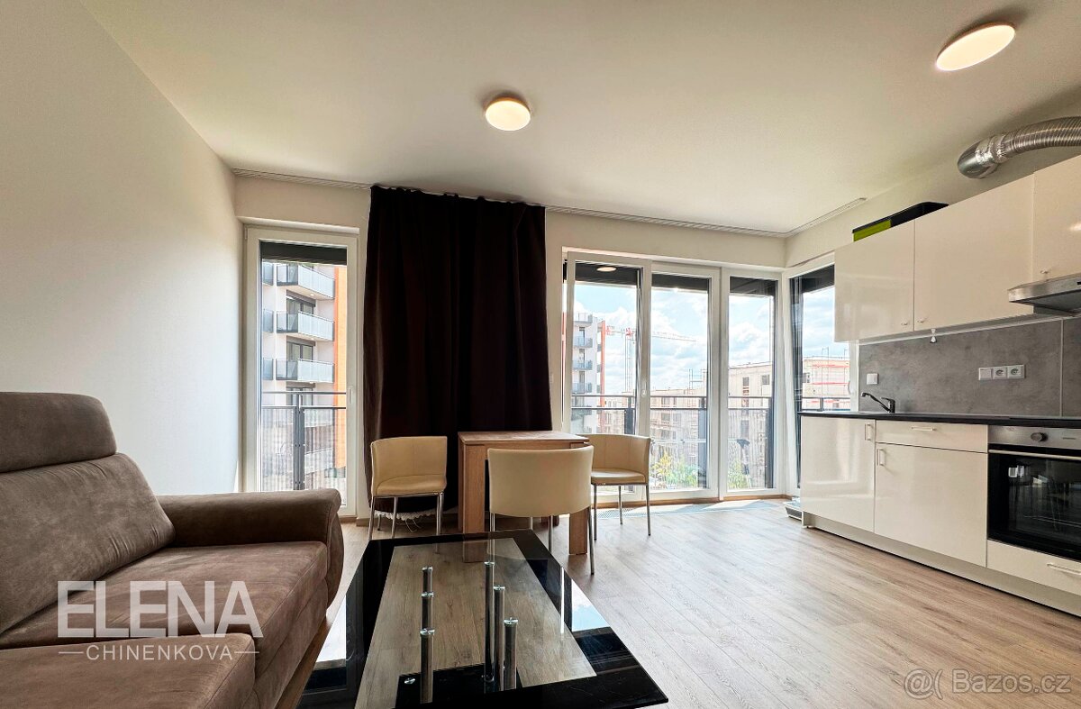 Pronájem bytu 1+kk 34 m² Sochorcova, Praha - Háje