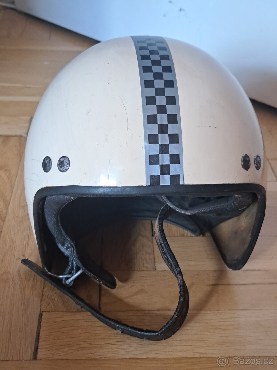 Přilba na veterána, retro přilba- CASSIDA JAS PARDUBICE č. 2