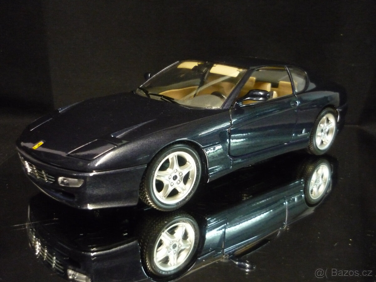 Ferrari 456 GT tmavě modré Bburago 1/18