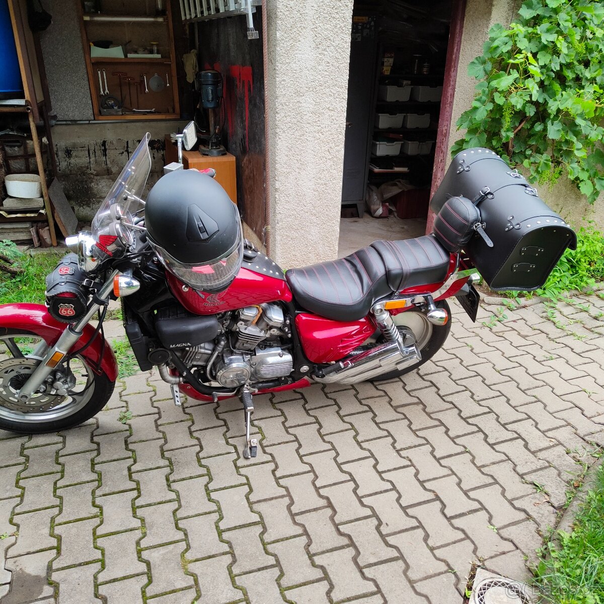 Honda Supermagna VF700C