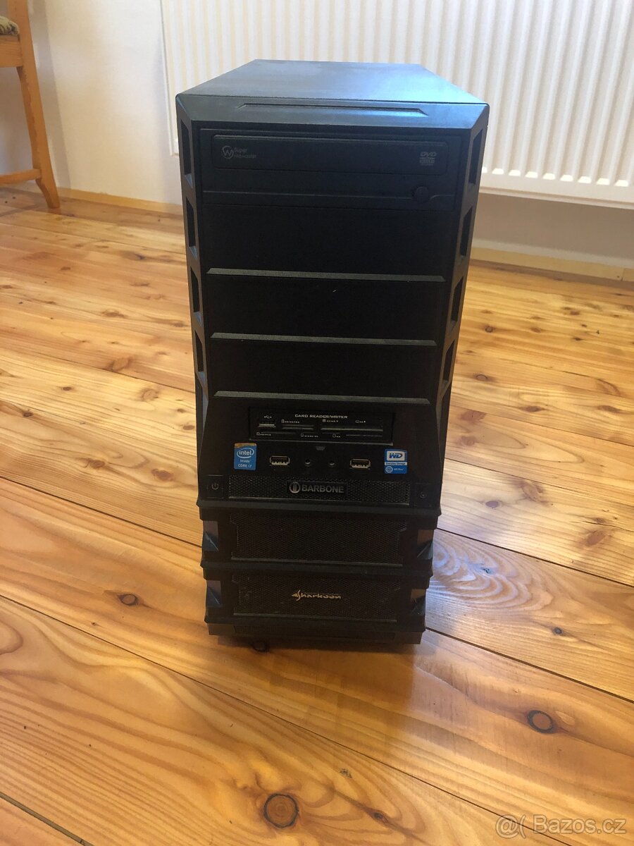 Počítačová sestava Barbone, Intel i7, monitor 27"