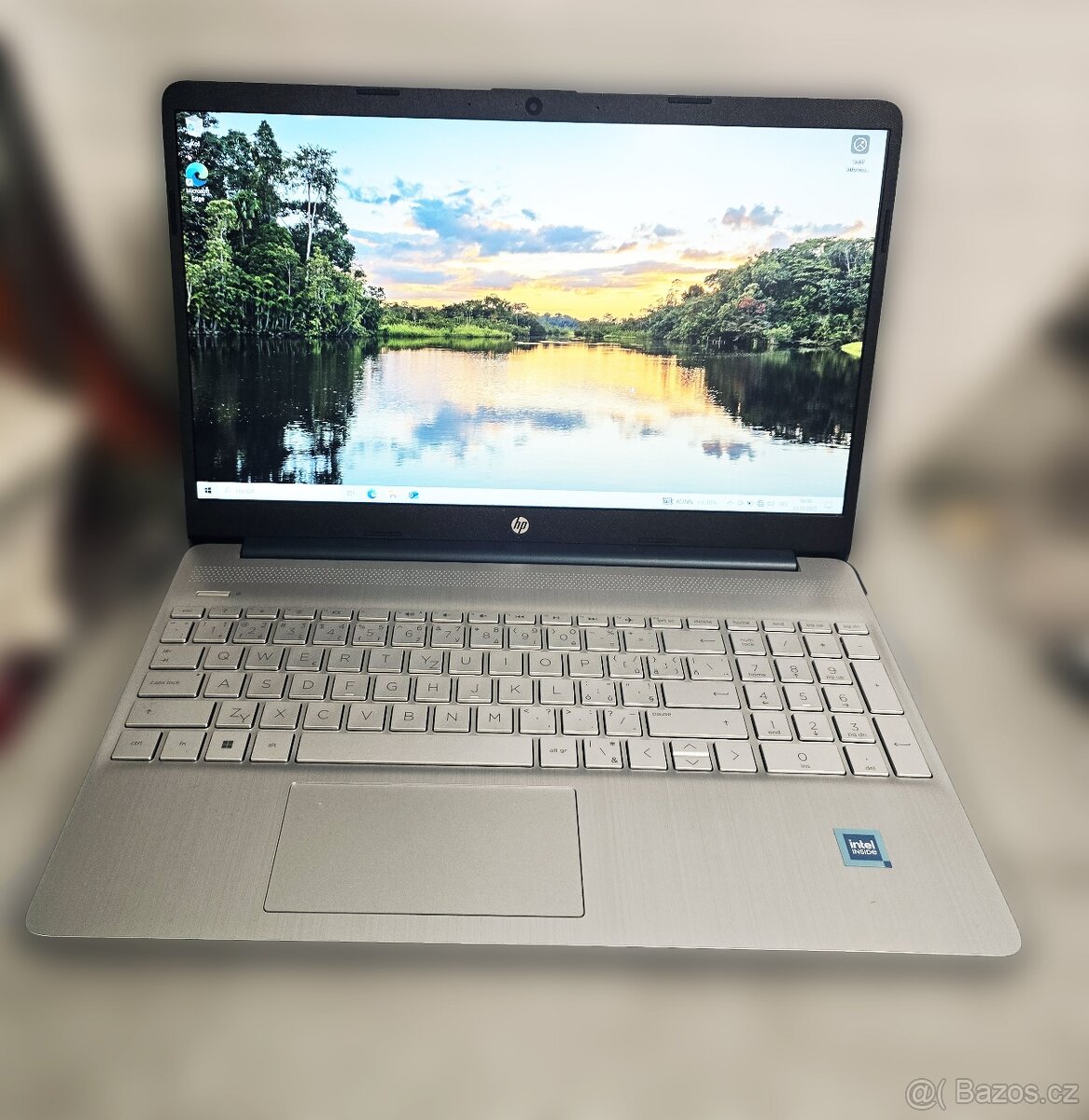 Notebook HP stříbrný/modrý