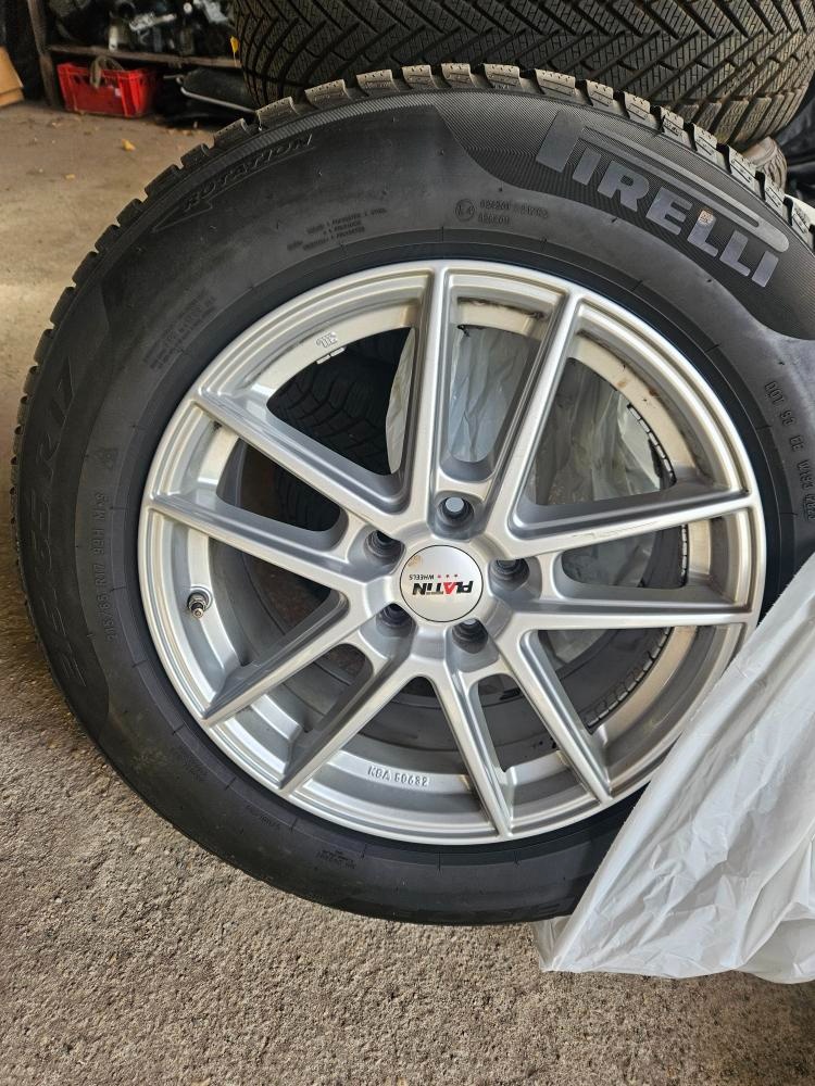 Zimní sada 7,5x17 ET 45, 5x108 mm, Pirelli 215/65/17, 7-8 mm