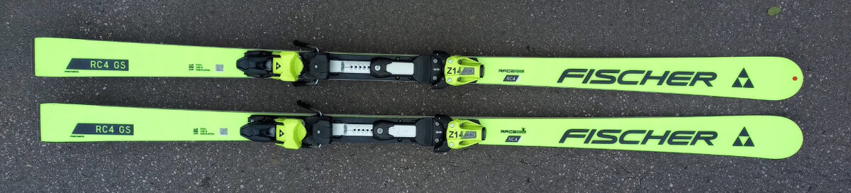 FIS MASTERS OBŘAČKY FISCHER RC4 GS MASTERS 2025 181cm R21m