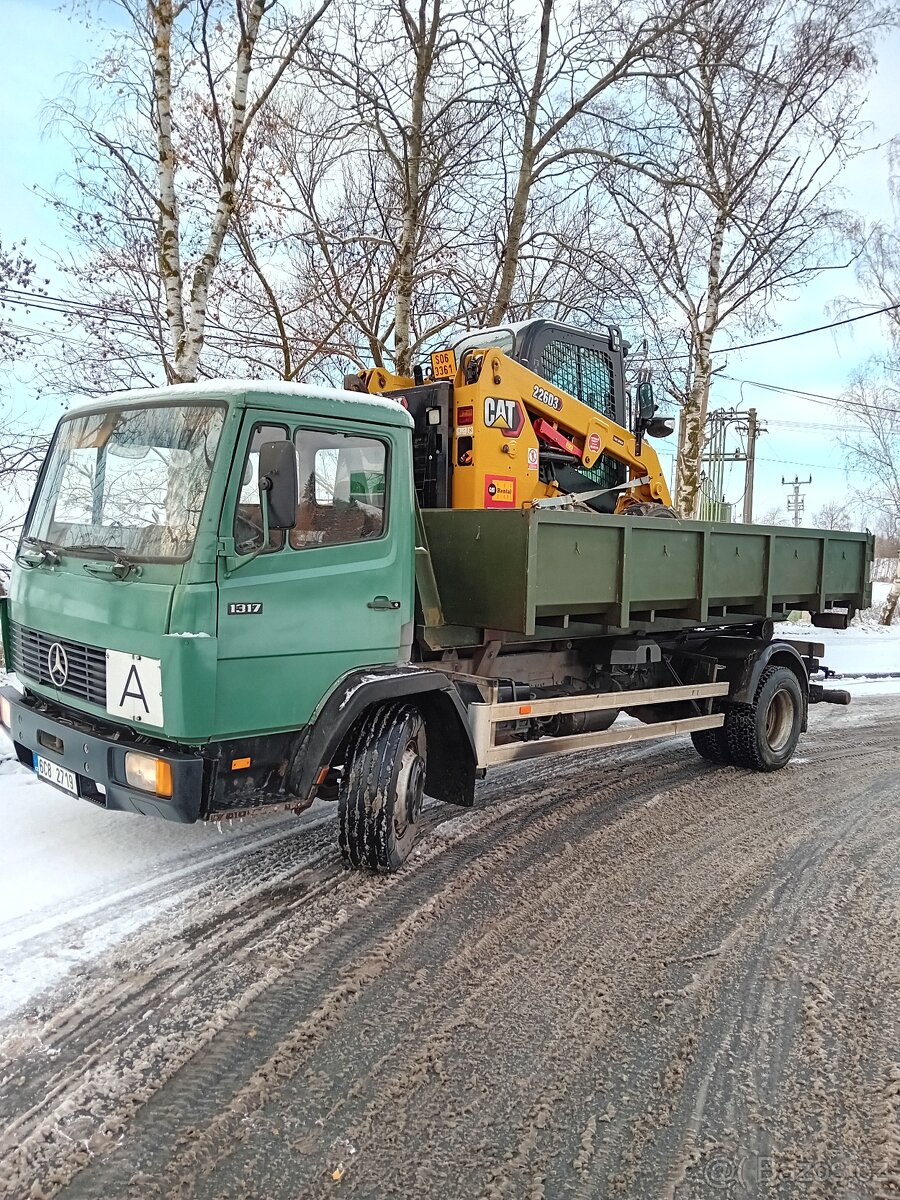 Mercedes 1317 nosič kontejnerů