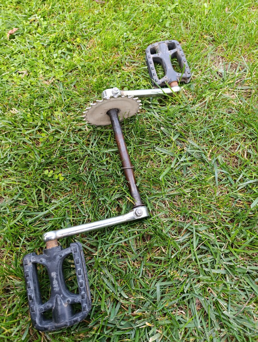 Babetta šlapátka+kliky