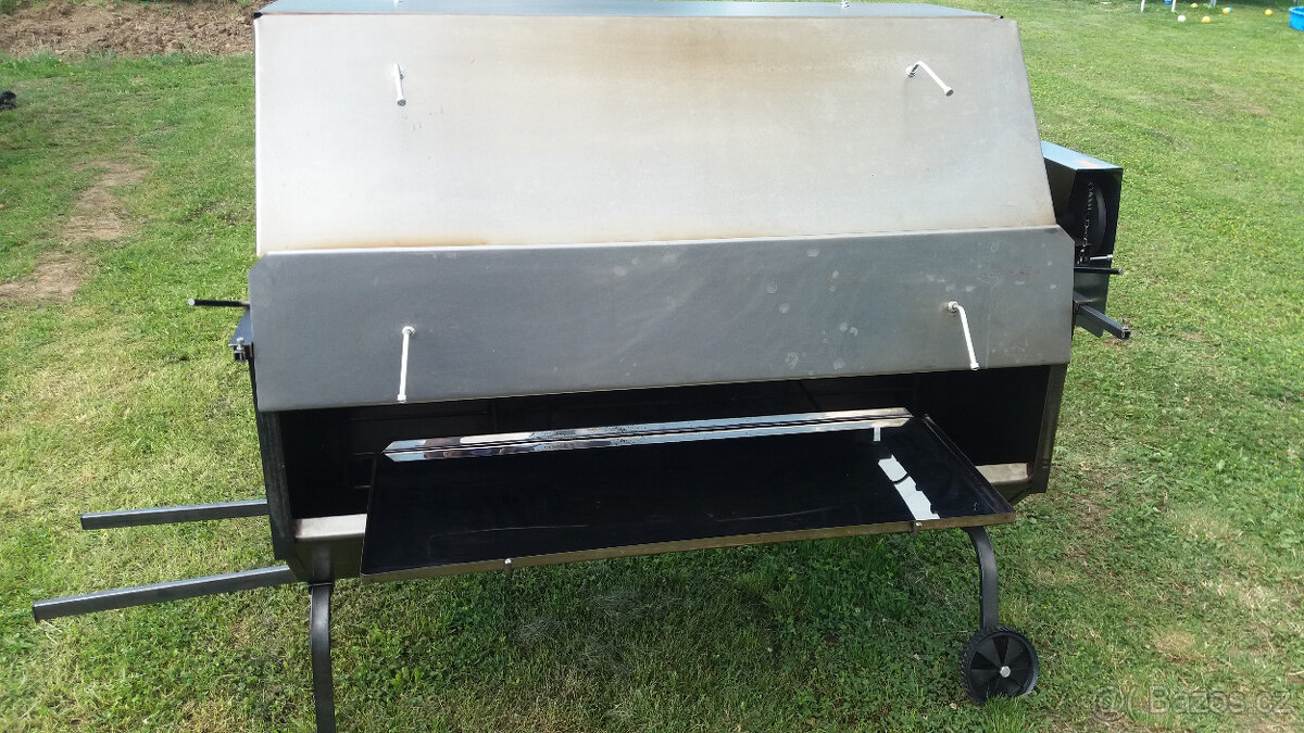 Gril 125cm na sele do 50kg, kýtu, kuřata za 700Kč/den