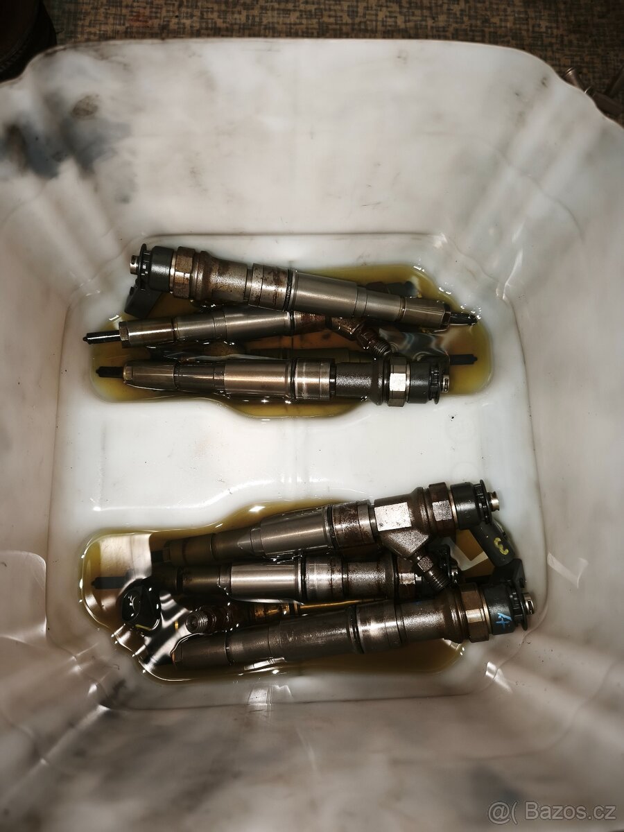 BMW Vstřikovače Bosch 0445110216