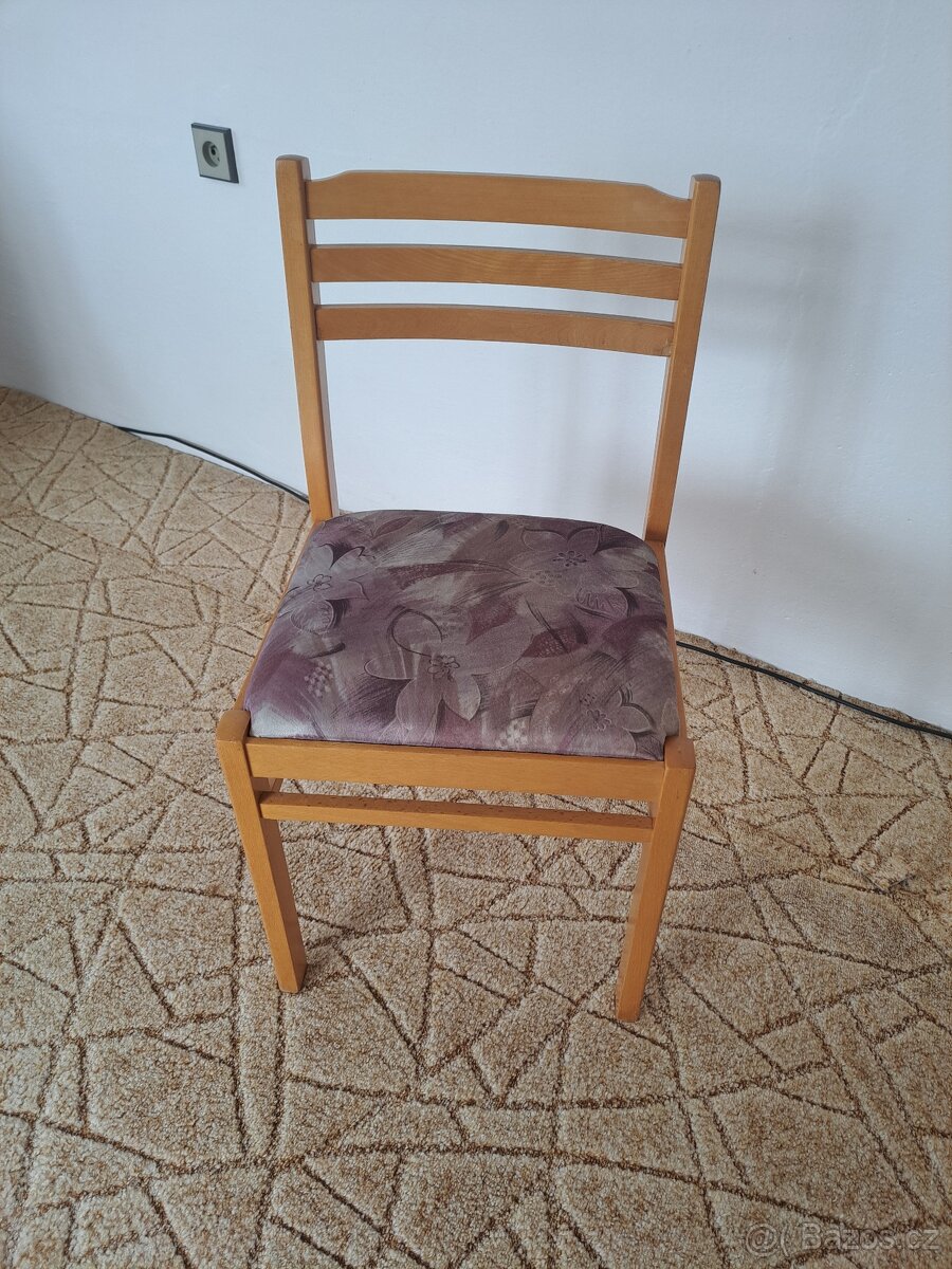 Polstrované židle