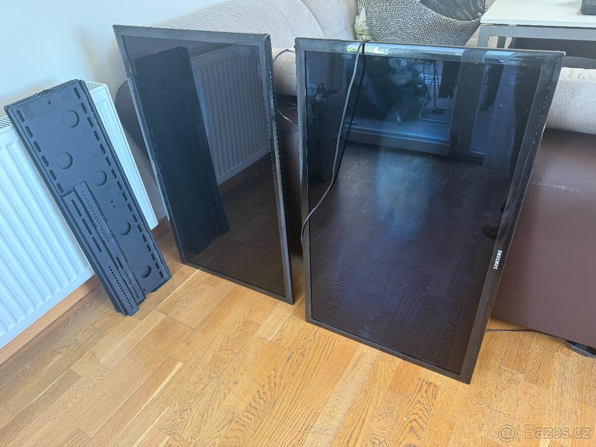 Samsung UE40D50038W +Xiaomi stick + držák