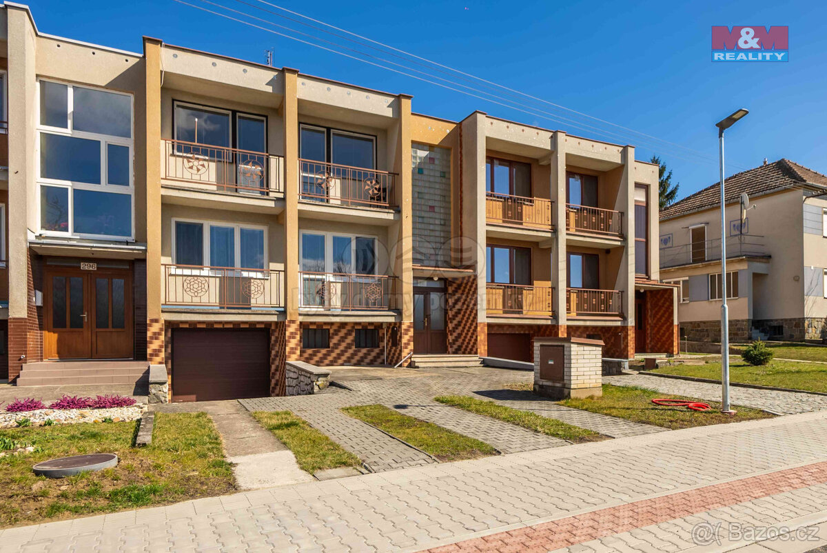 Prodej rodinného domu, 200 m², Nesovice
