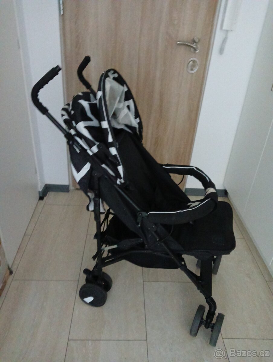 Kočárek (golfky) Lionelo