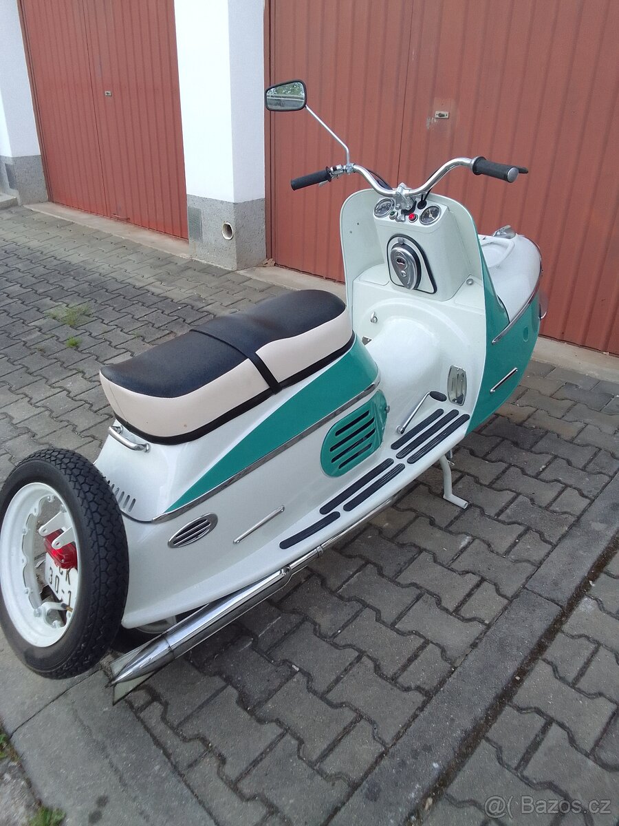 ČZ 175 skútr (prase) La bohéme