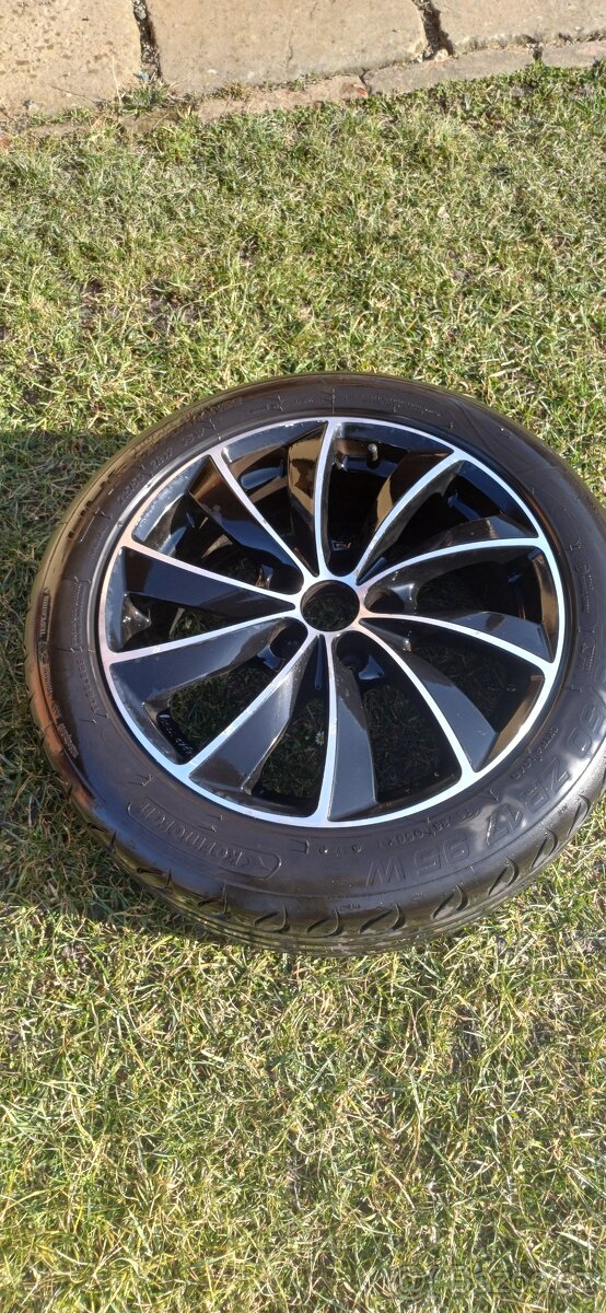 Letní Alu kola R17 Rial 215×50
