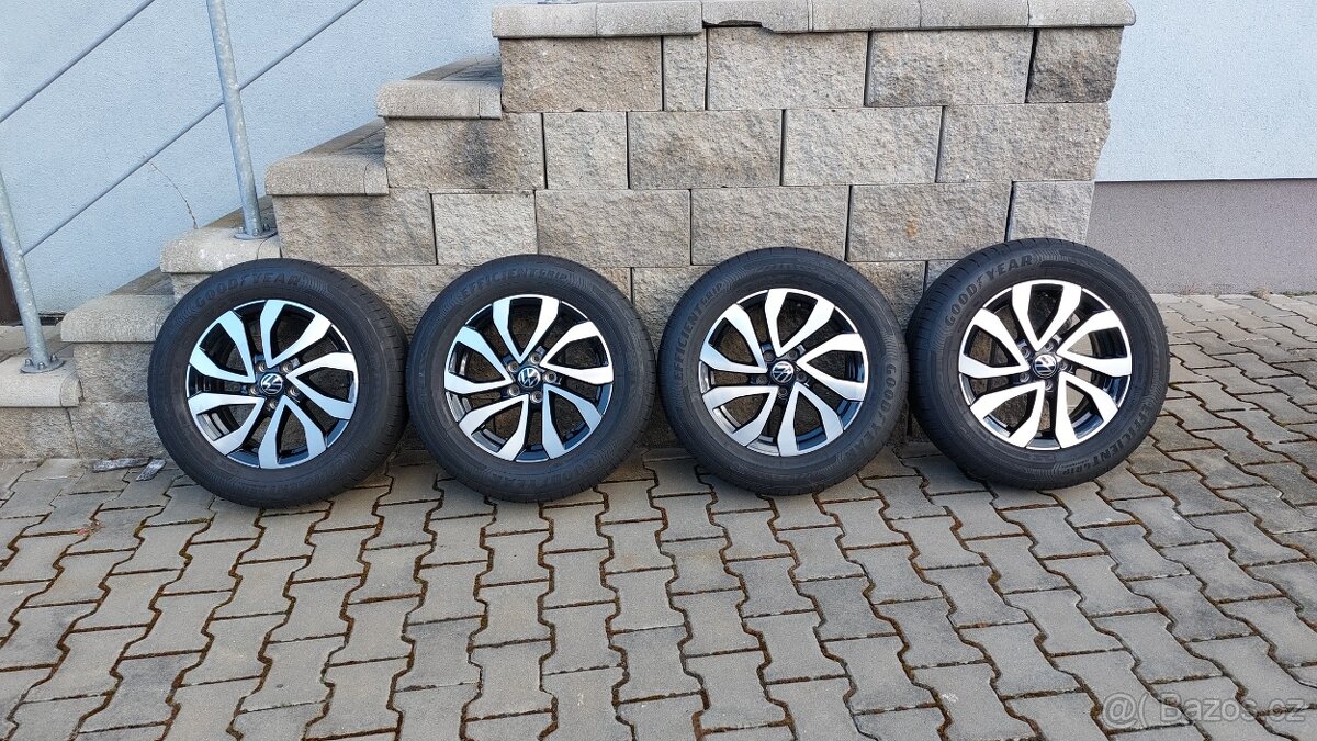 Alu kola originál 5x100 r15 vw Polo letní pneu