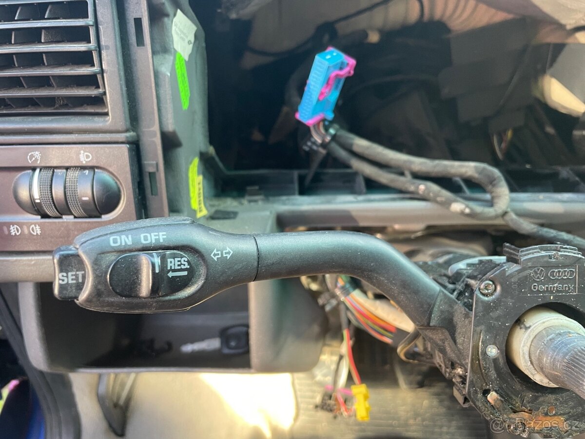 VW T4 tempomat, MFA packa, kozeny volant, climatronic