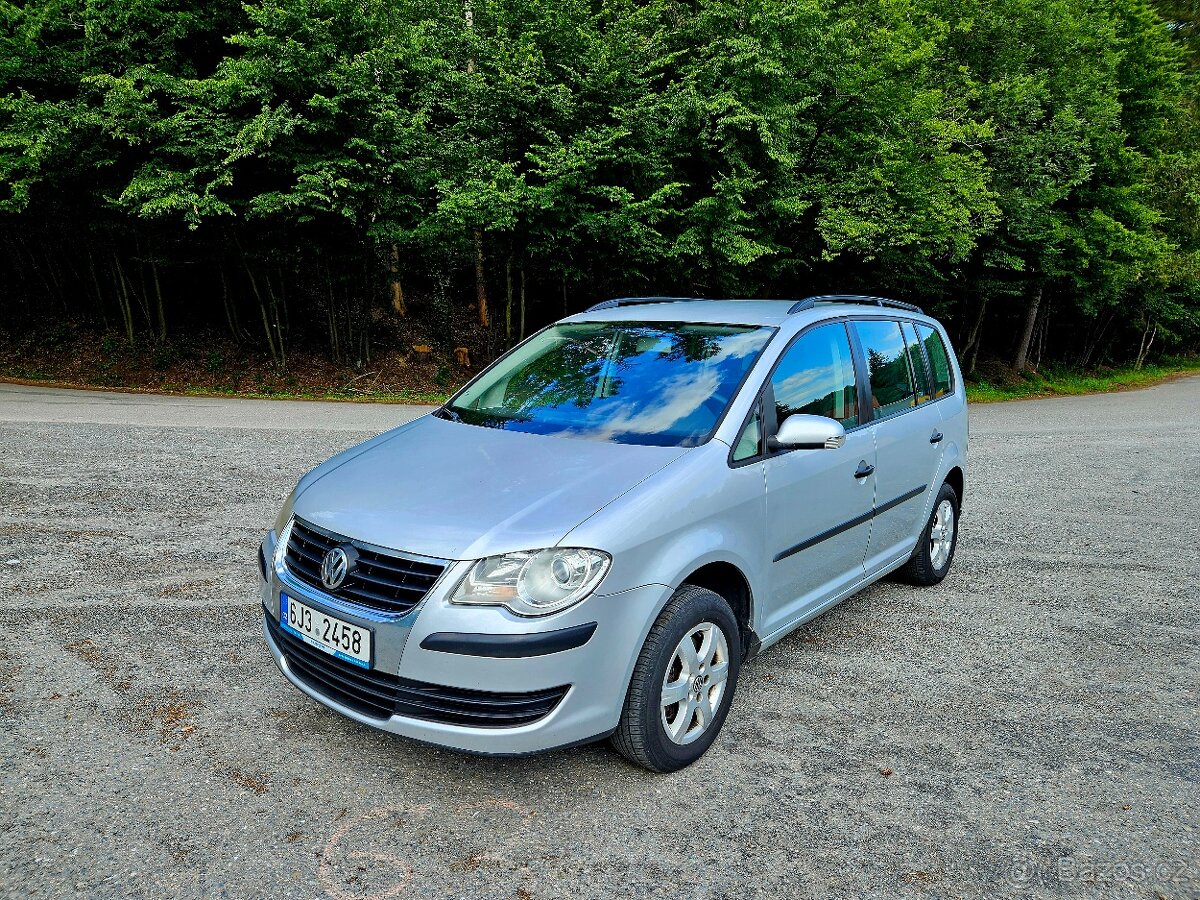 VW Touran 1.6 MPI 75 kW 7 míst 2007
