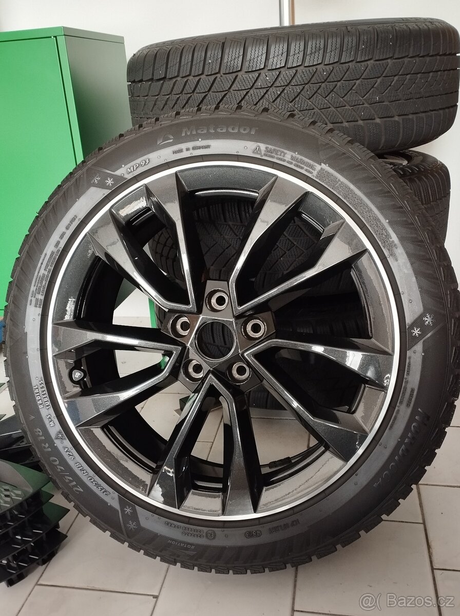 Škoda Karoq originál zimní sada kol 18 Procyon v top stavu