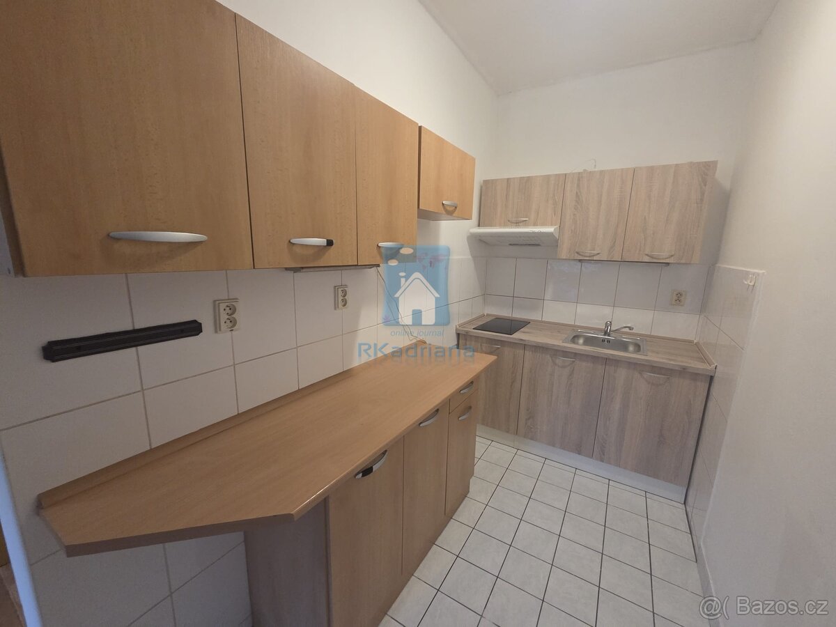 Pronájem bytu 1+kk, Plzeň - Jižní Předměstí, ulice Plovární,