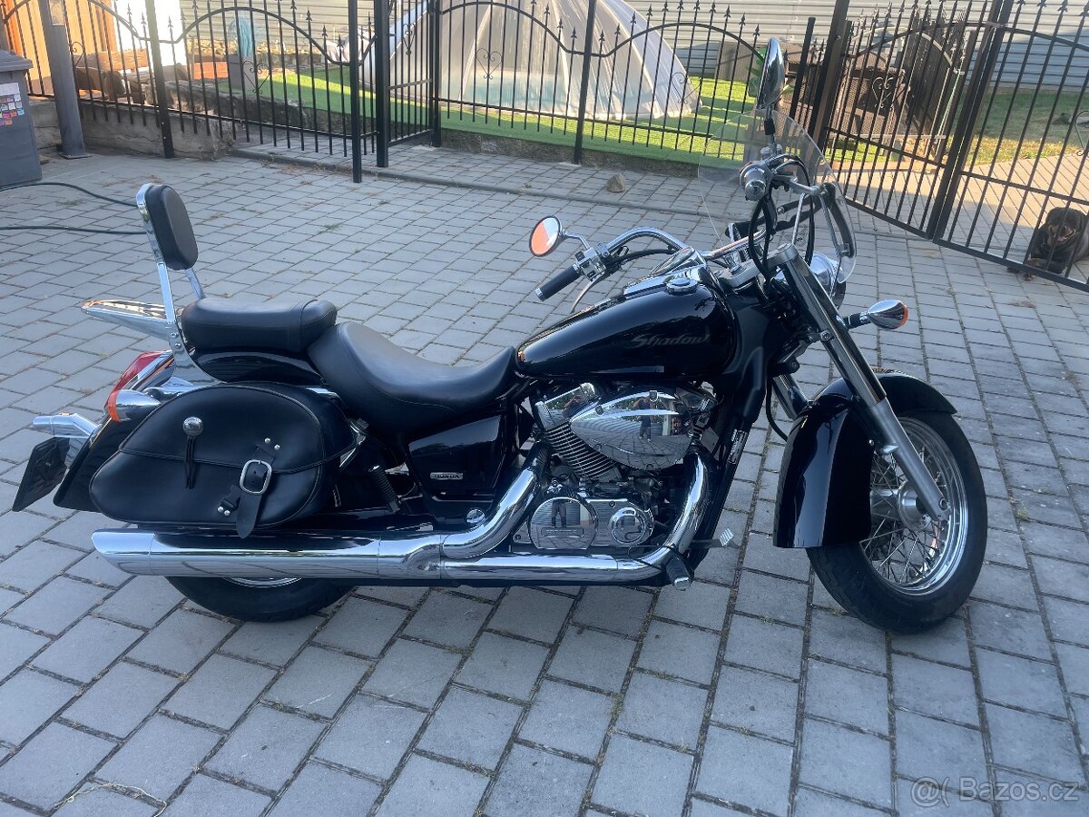 HONDA SHADOW VT 750