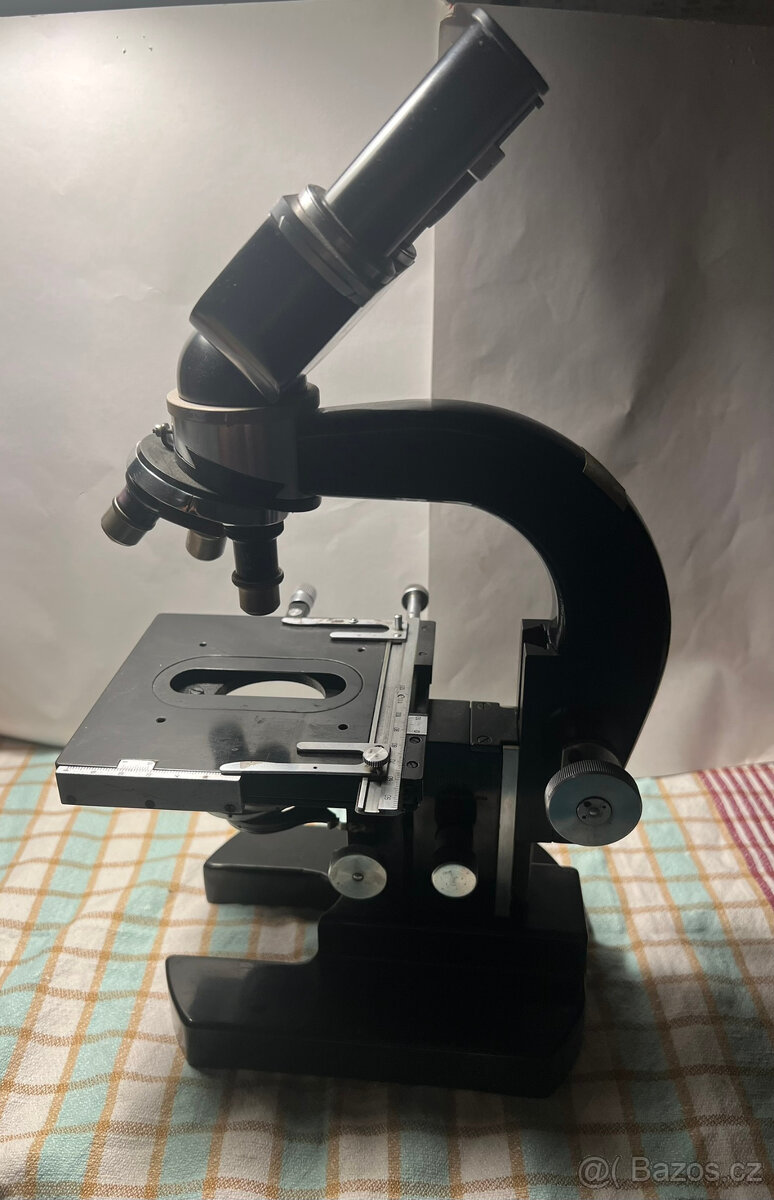Binokulární mikroskop Meopta-sběratelský kus