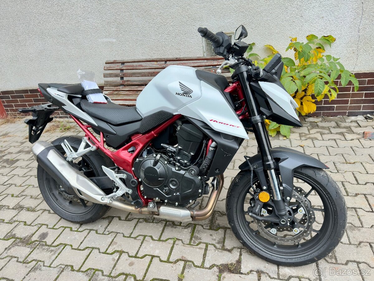 Honda cb 750 Hornet