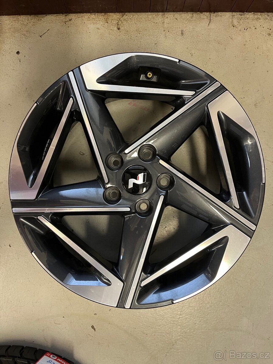 Alukolo Hyundai R18 5x114,3