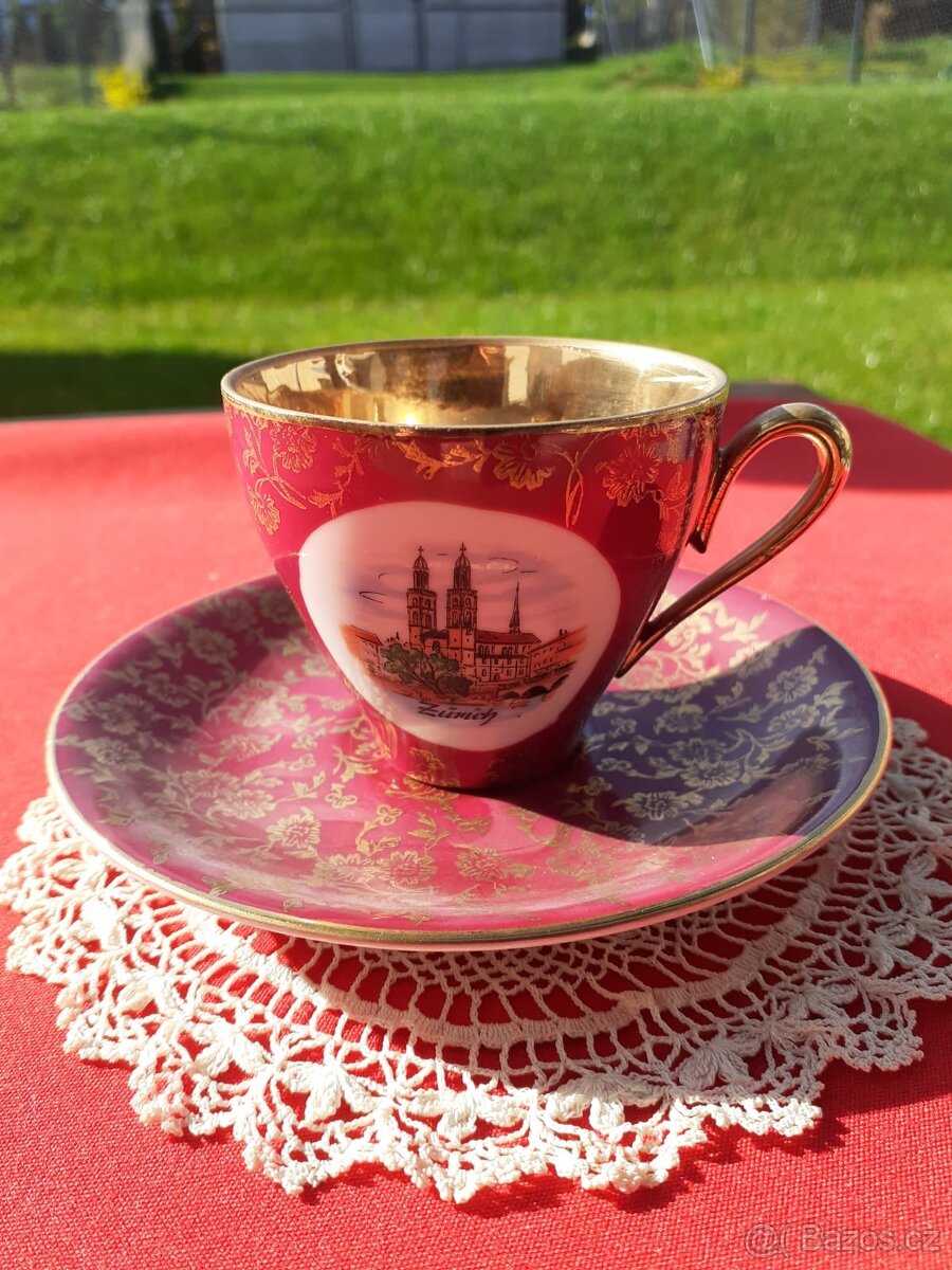 Šálek s podšálkem, s motivem Curychu (Zürich)