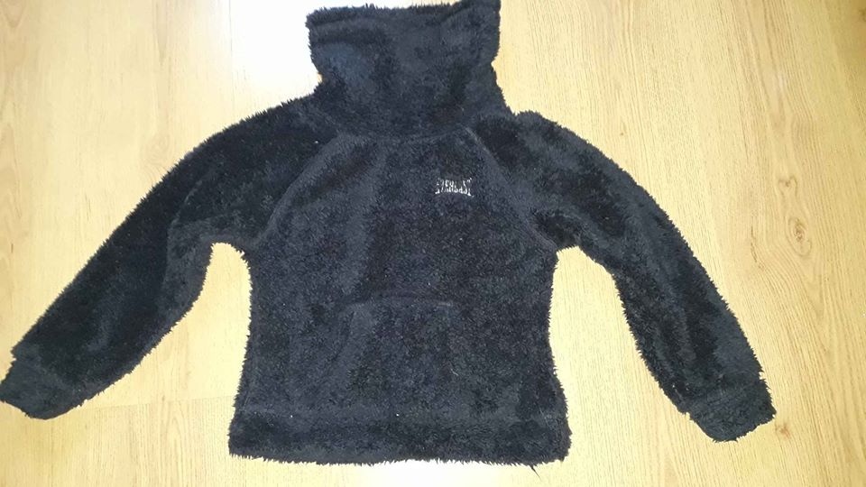 Chlupatkova mikina Everlast, vel 7/8 let