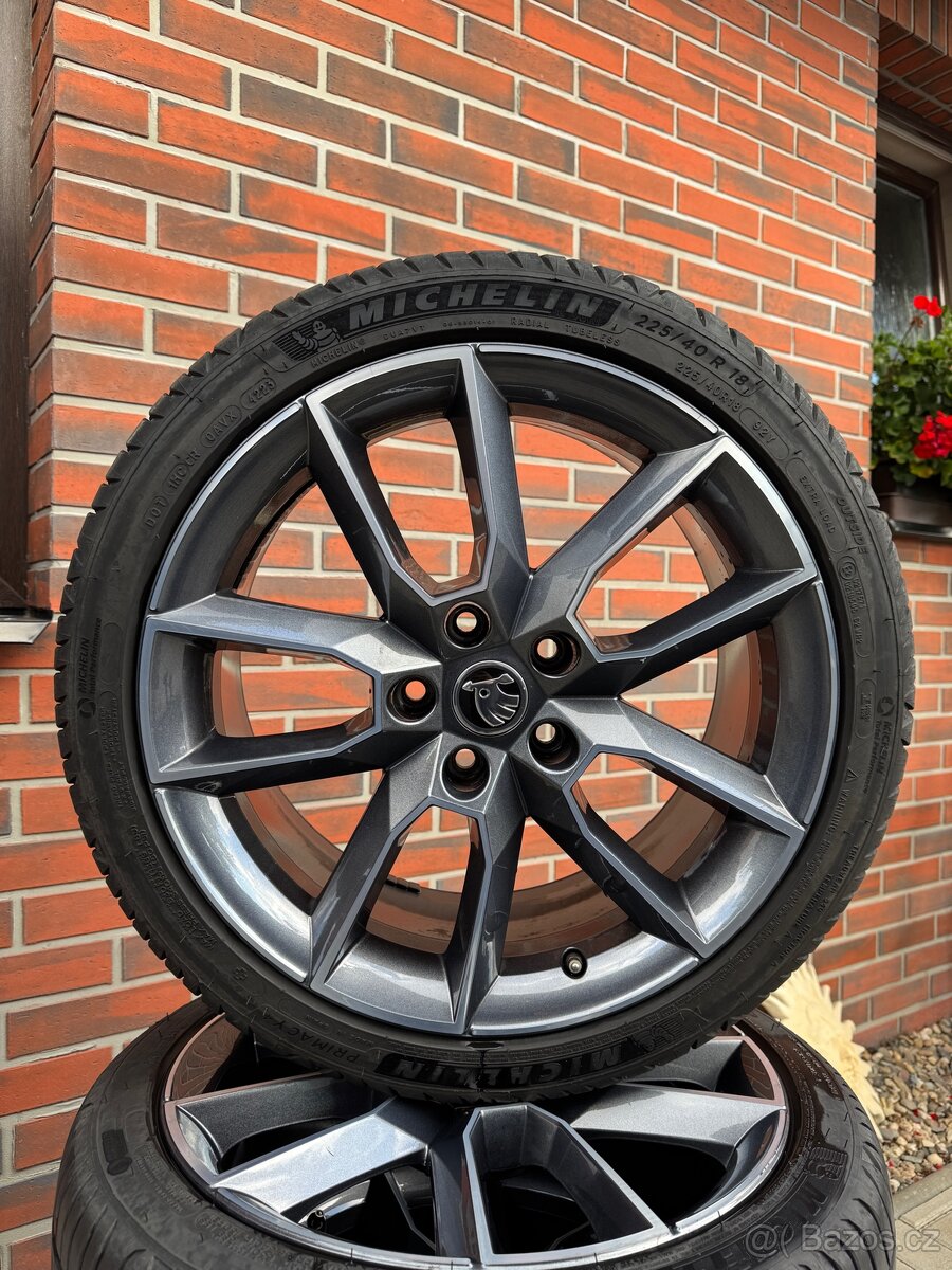 ORIGINÁL ALU KOLA ŠKODA 225/40 R18