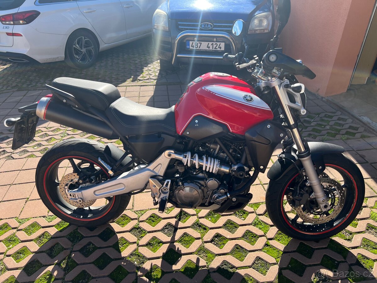 Yamaha MT-03