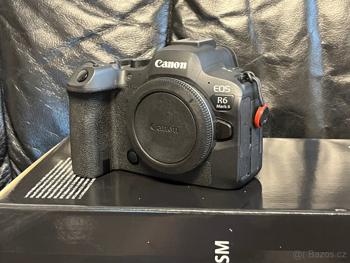 Canon R6 Mark II body ve skvělém stavu.