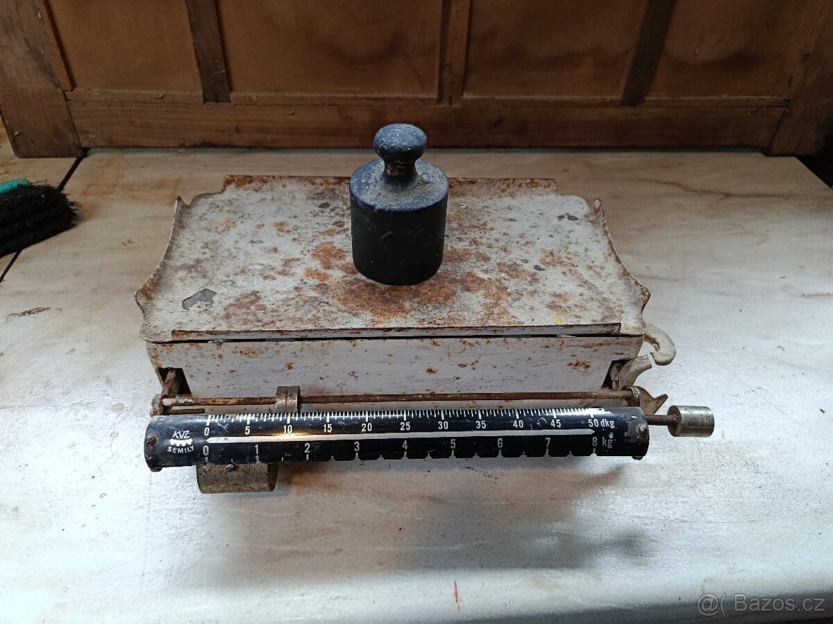 Stará Pultová Váha KVZ SEMICE – Max. 8 kg
