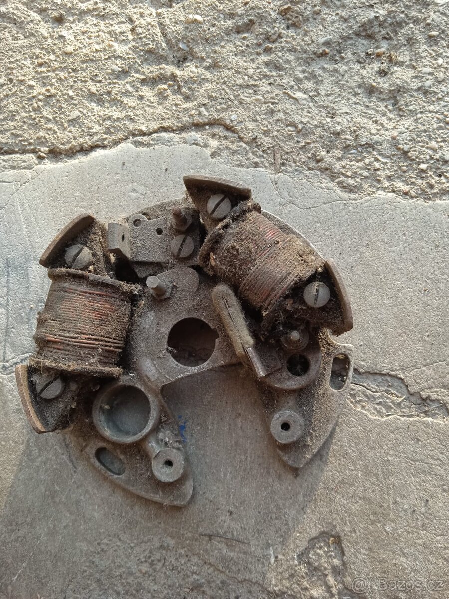 ČZ - prodám část zapalování na ČZ 150