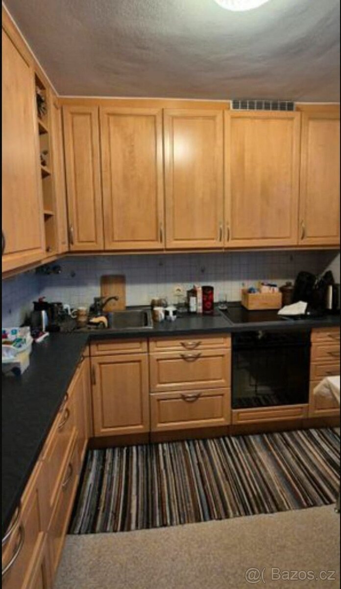 Moderní selská linka z masivu se spotřebiči,5771