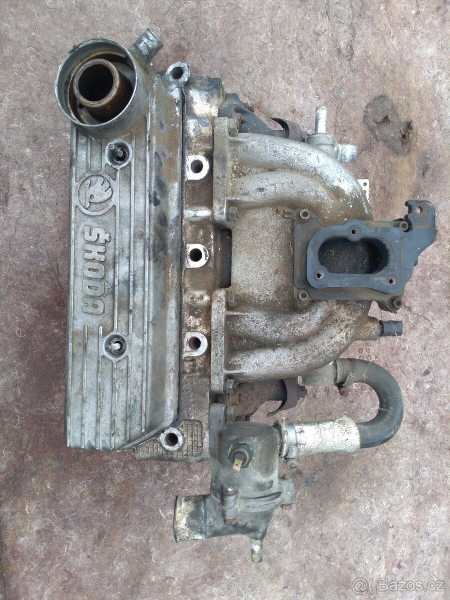 Hlava Škoda Favorit