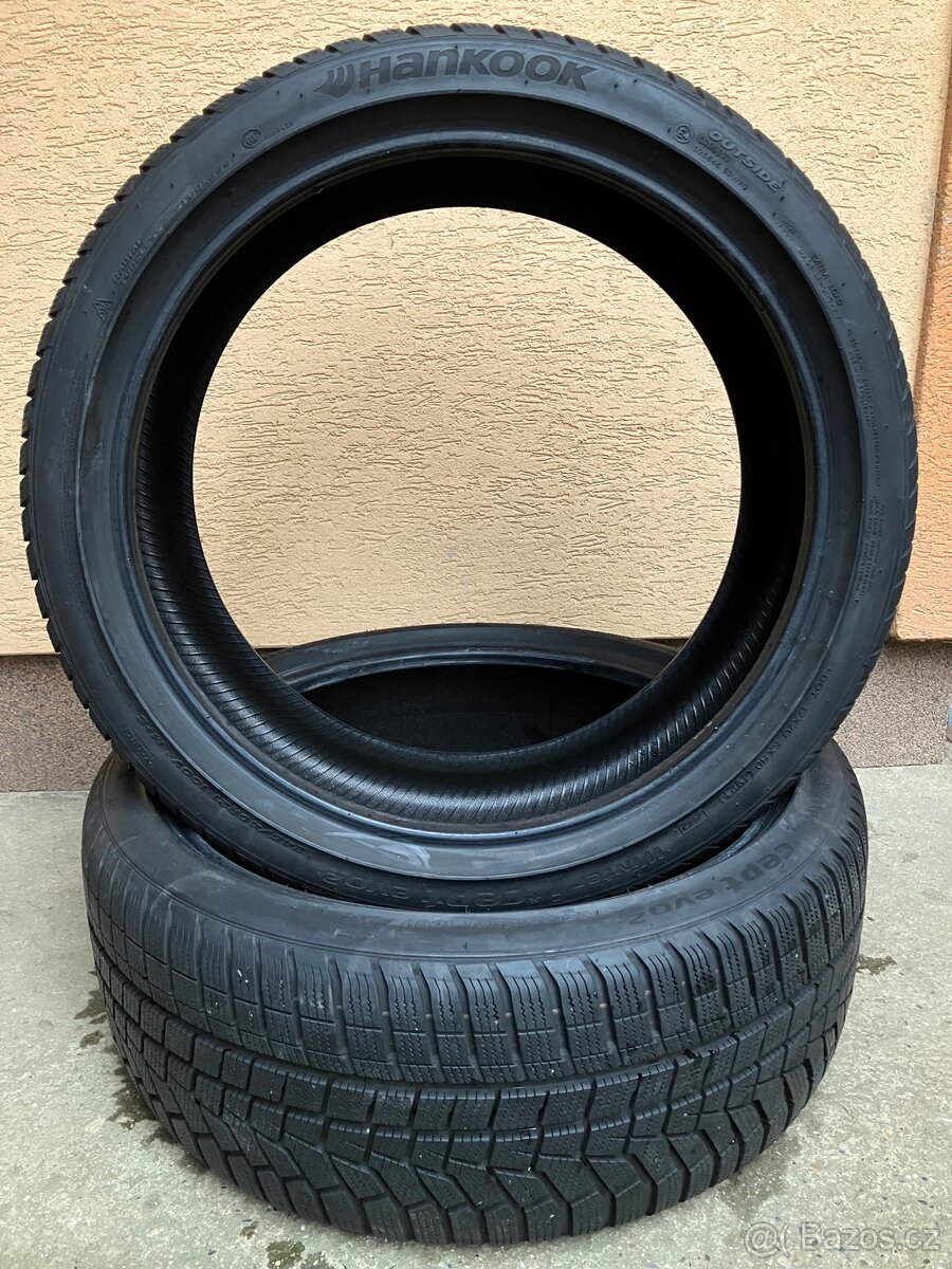 Zimní Hankook 245/40/21