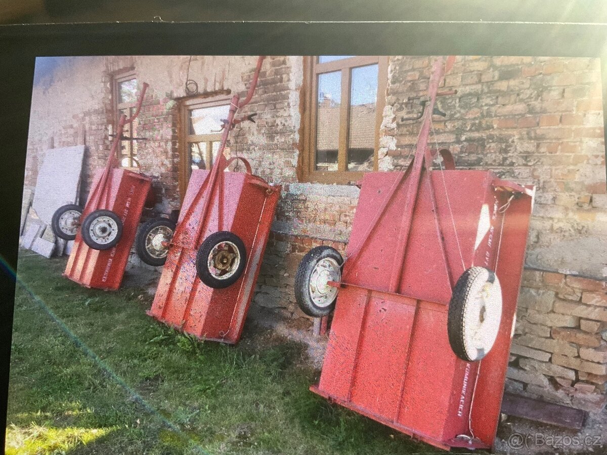 Prodám originál vlek za malotraktor TERA VARI, MF70