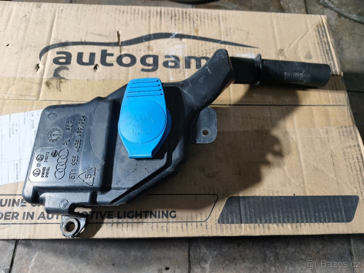 Nádobka ostřikovače AUDI